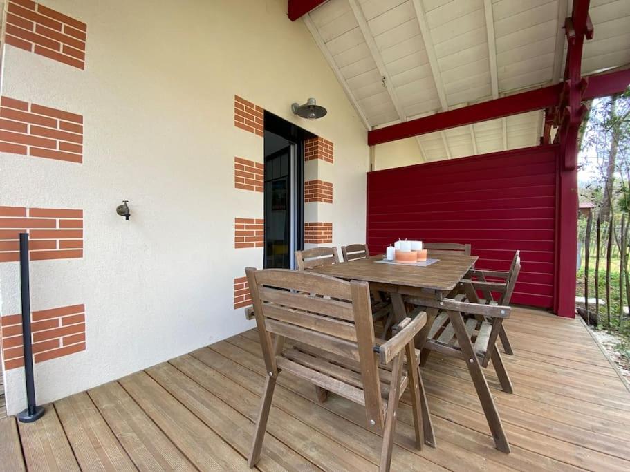 Maison Typee Arcachonnaise Avec Piscine Commune 라테스트드뷔크 외부 사진